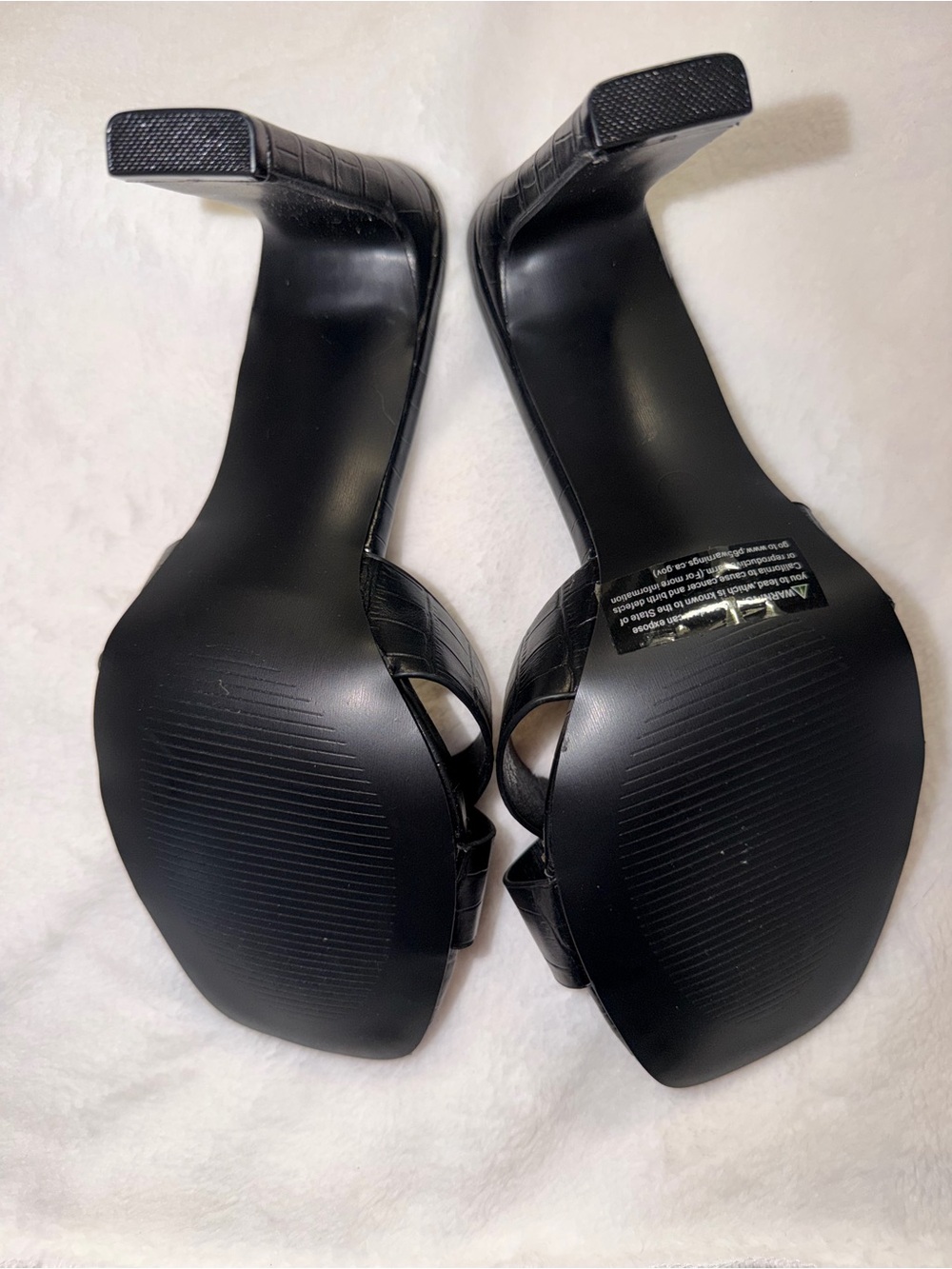 Olivia Miller Women’s Size 9 Black Croc Embossed Cross Strap Heeled Sandals - Picture 6 of 8